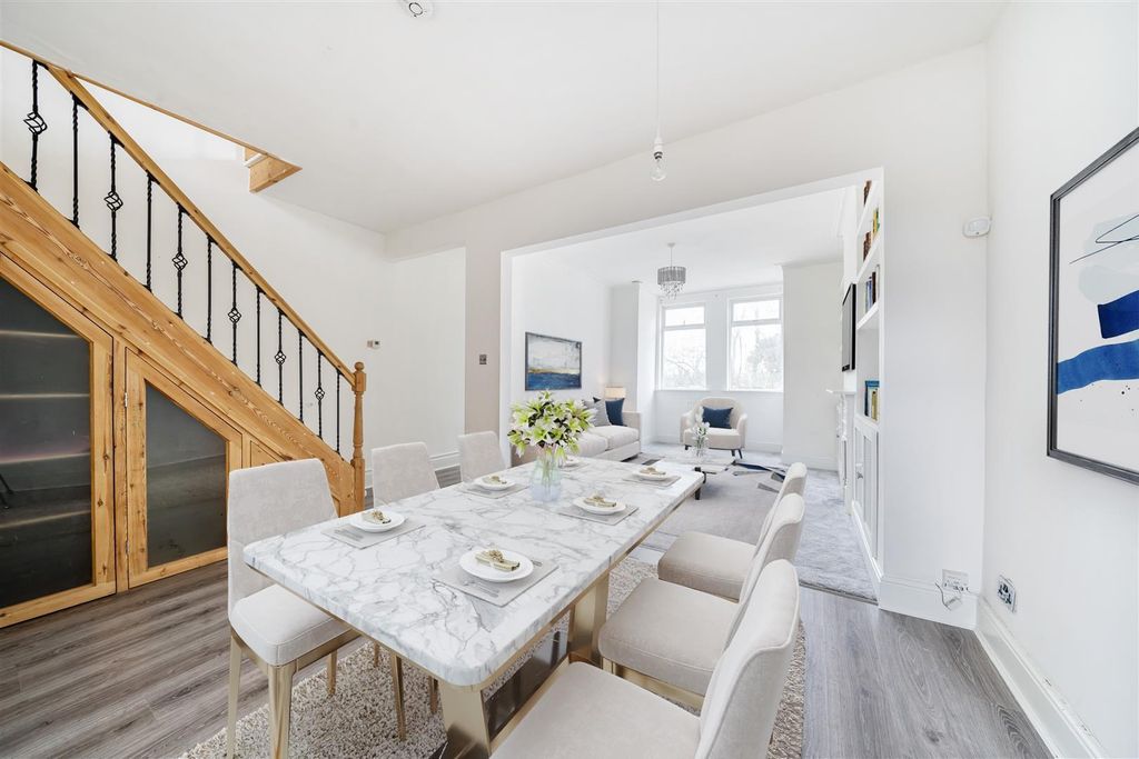 Property photo 3 of 15 Affv-Spkhe2Zswvdfcjldg.Jpg