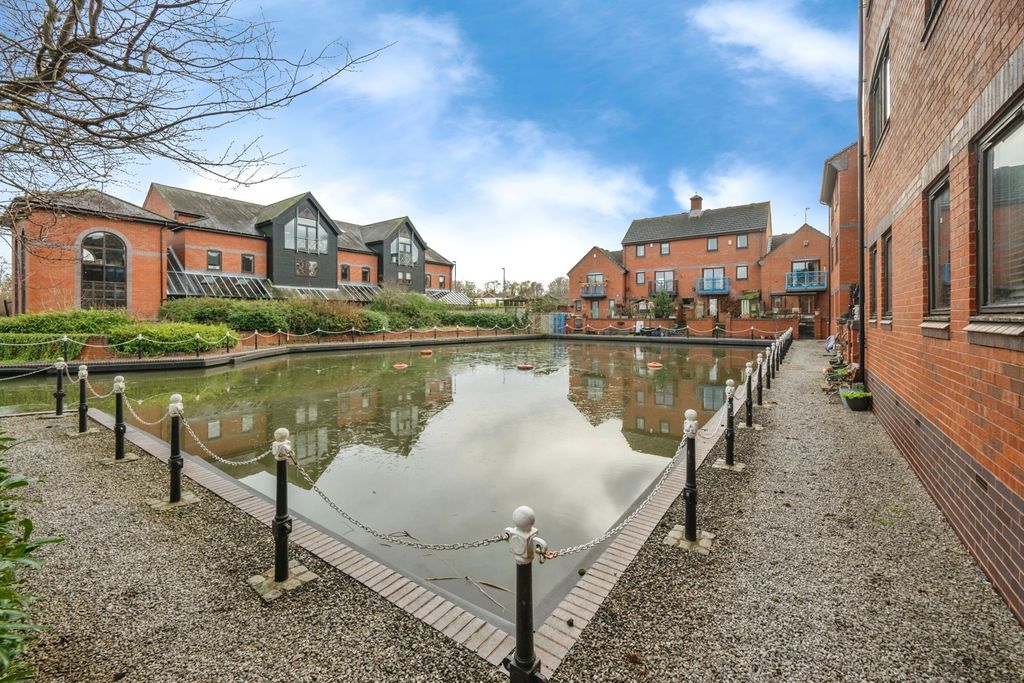 Property photo 2 of 25 Pbox-Img.Jpg