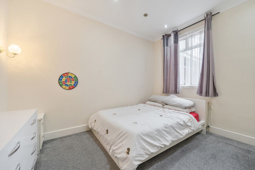 Property photo 2 of 11 1522163-18-1A09F8...