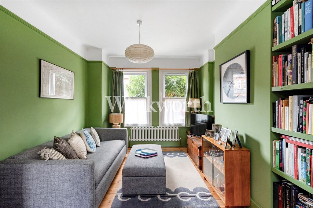 Property photo 1 of 25 Picture No. 23