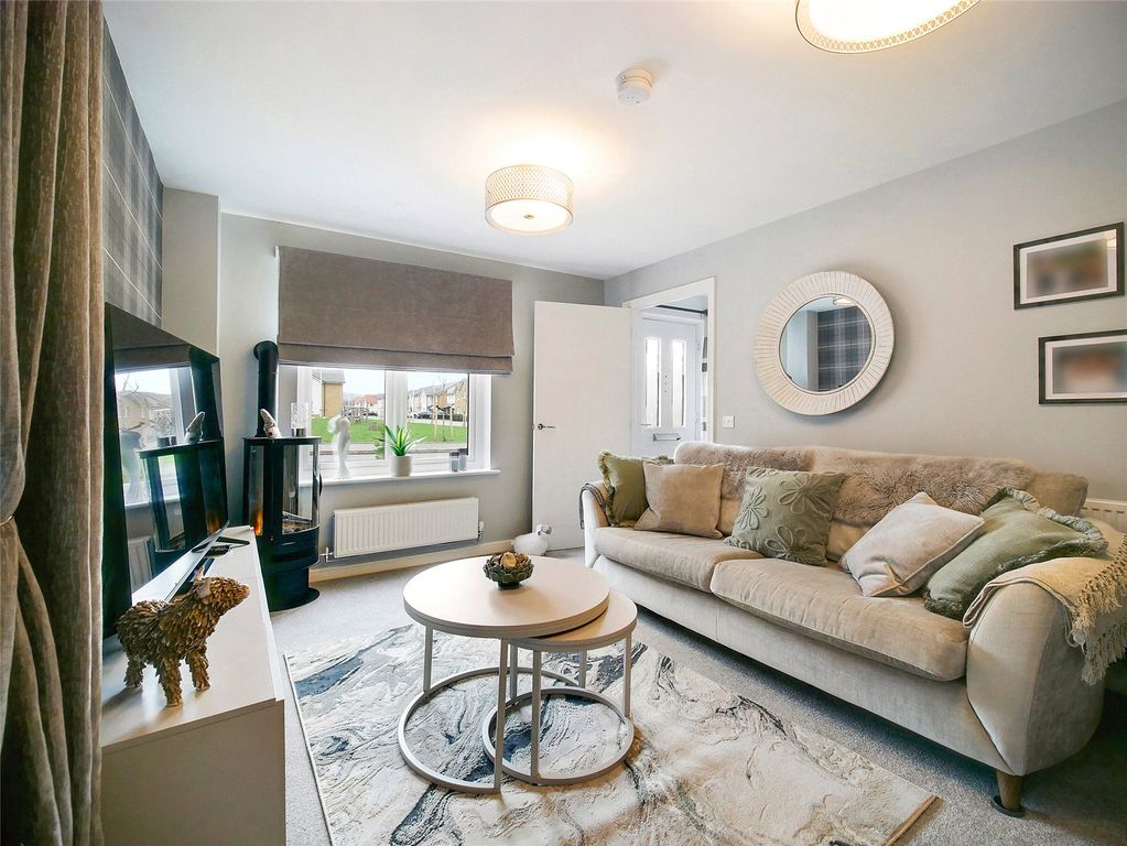 Property photo 3 of 18 Picture No. 21