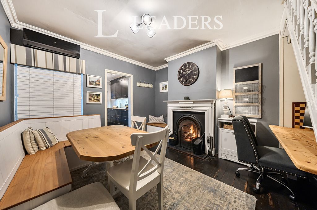 Property photo 3 of 19 Ea18d959-5008-4B7...