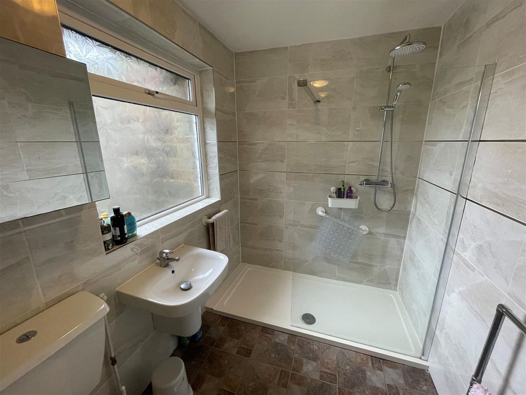 Property photo 2 of 13 Shower.Jpg