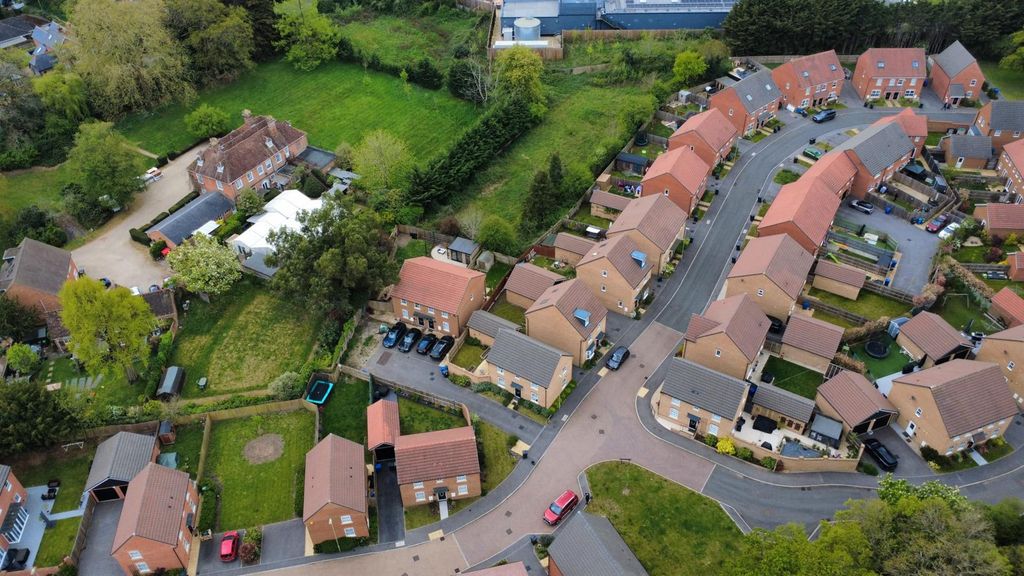 Additional image 27 of 3 bed detached house for saleWebb Close, Hook RG27