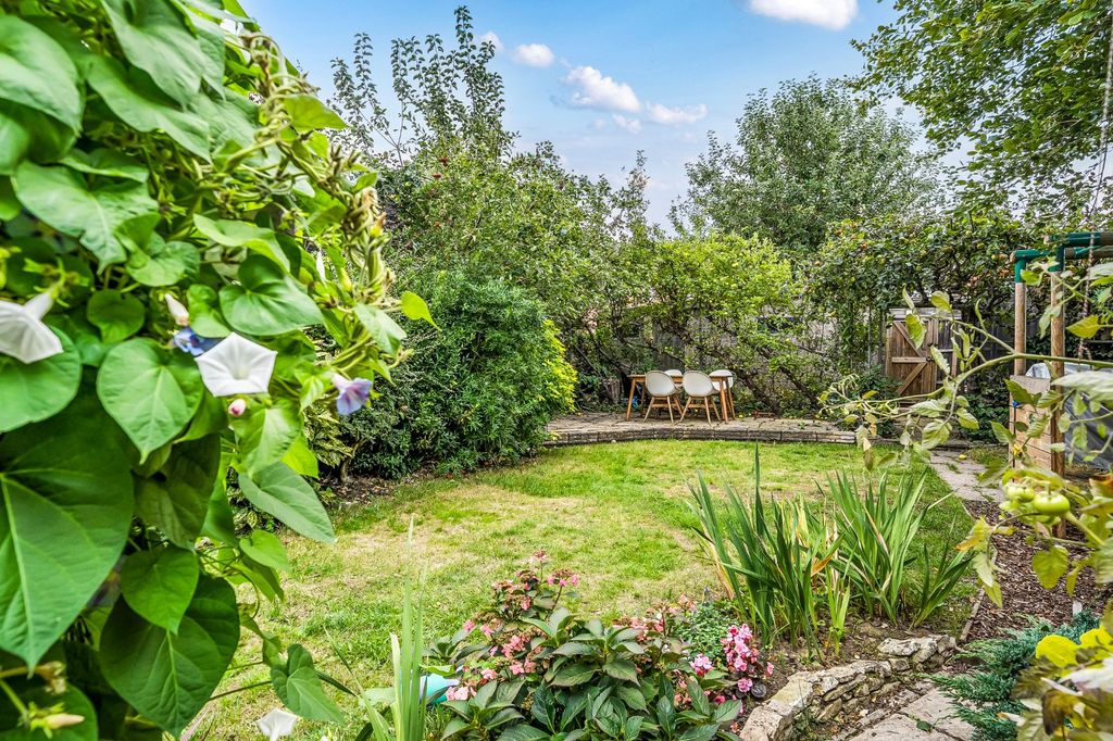 Property photo 2 of 14 Picture No. 04