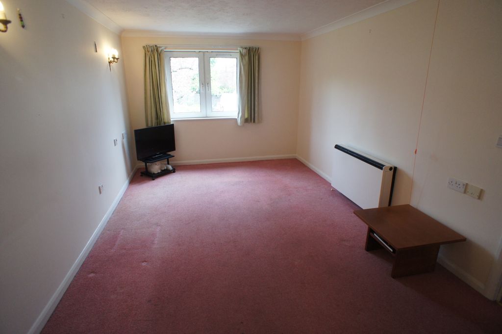 Property photo 2 of 5