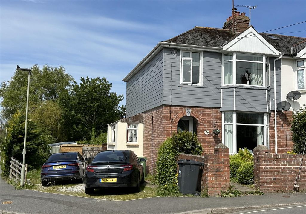 Property photo 1 of 12 62A06E22-EE46-4D14-Ad6A-8A0Fa24F4Bdf.Jpeg