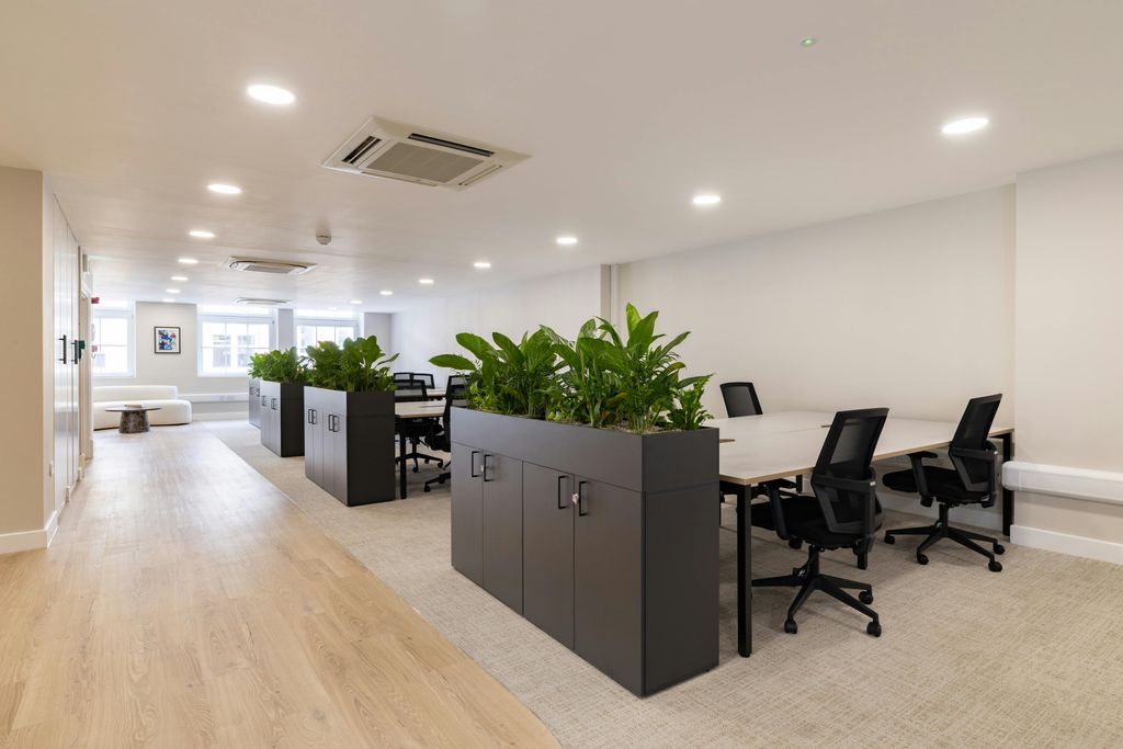 Property photo 2 of 7 Hires - 3rd Floor 89 Great Eastern Street-10.Jpg