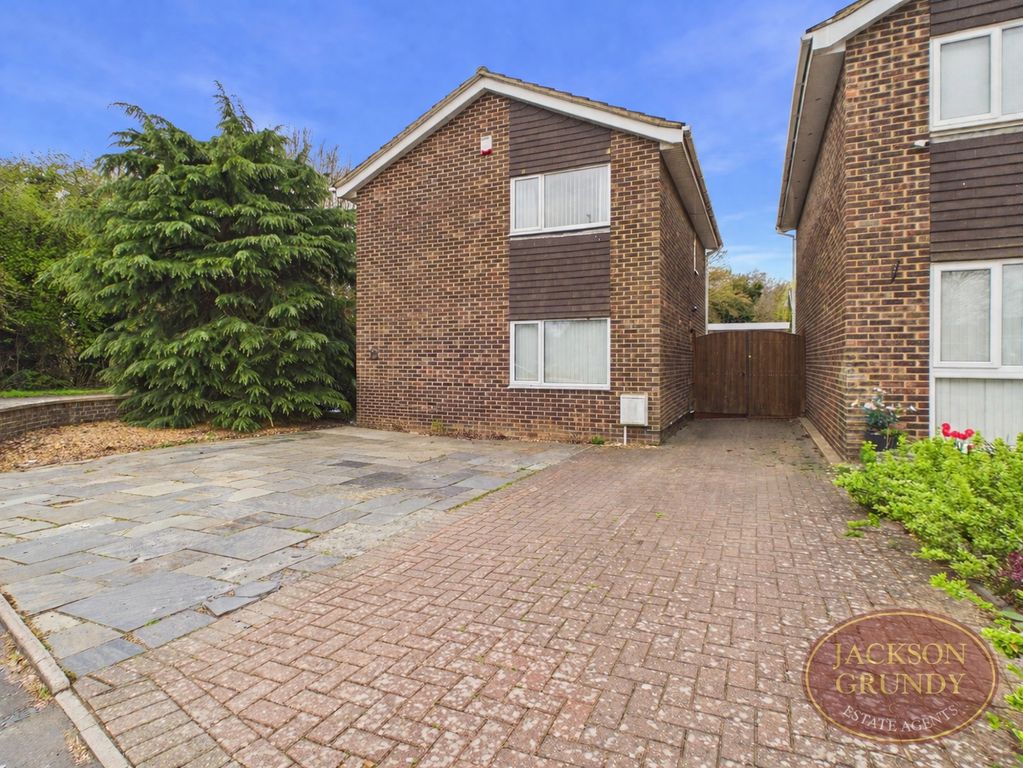 Property photo 1 of 16 Dulverton Road