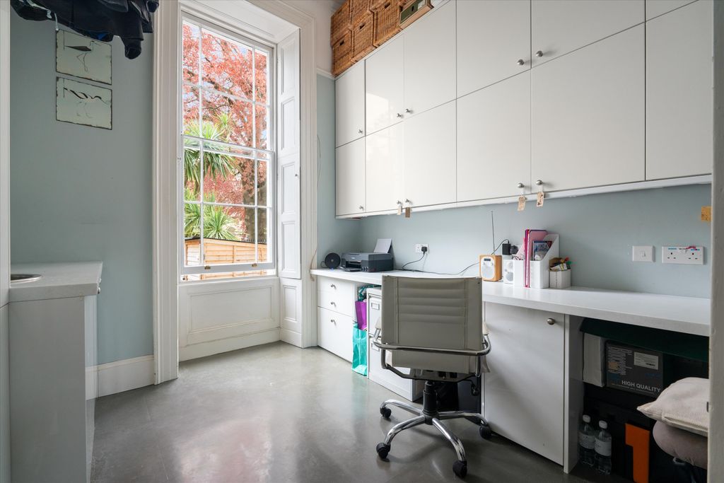 Additional image 6 of 3 bed maisonette for saleOakfield Road, Clifton, Bristol BS8