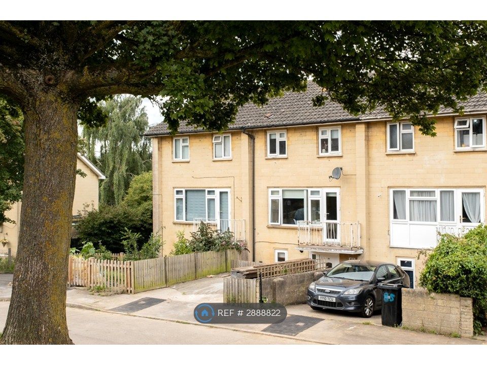 Property photo 3 of 8