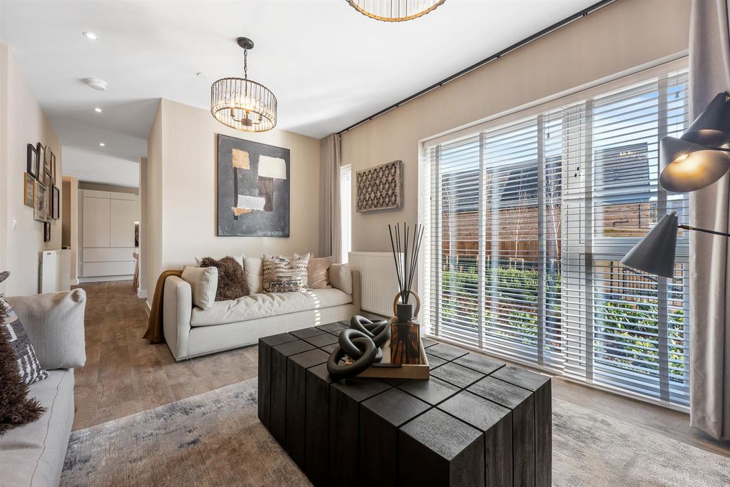 Property photo 3 of 23