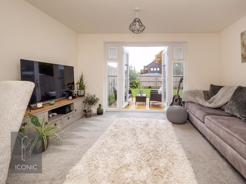 Property photo 2 of 14 Photo 4