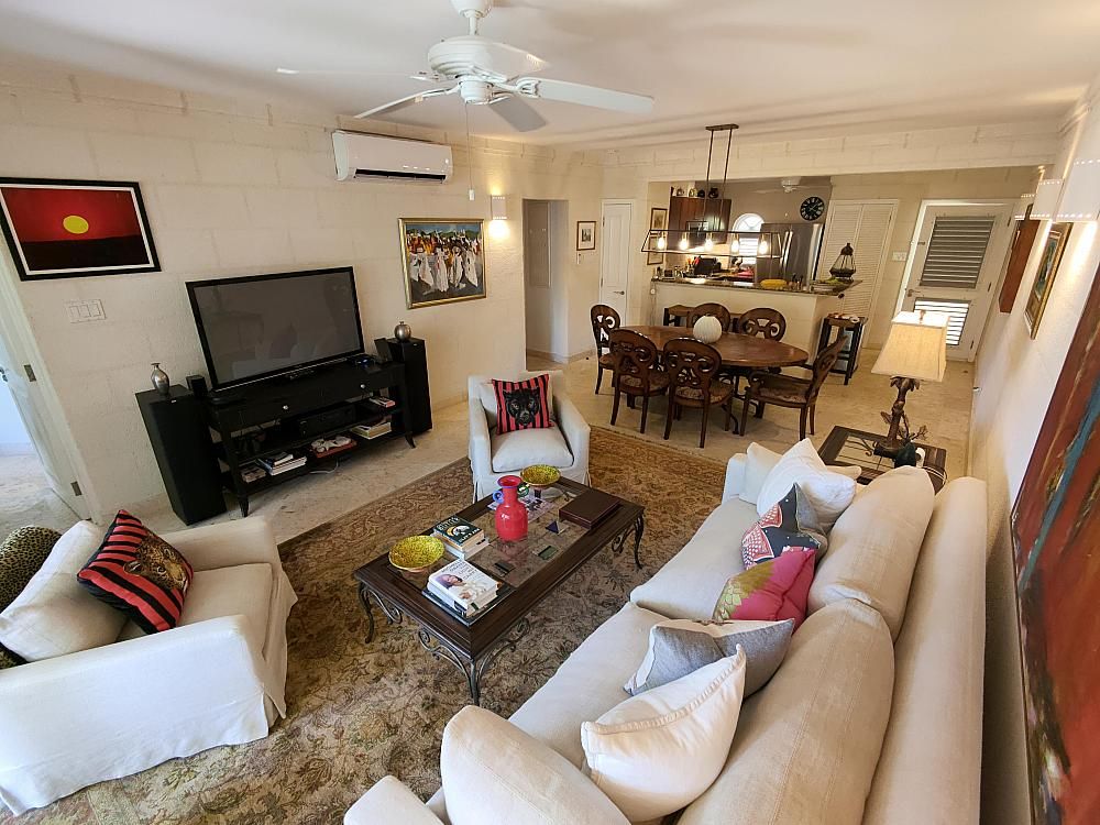 Property photo 2 of 13