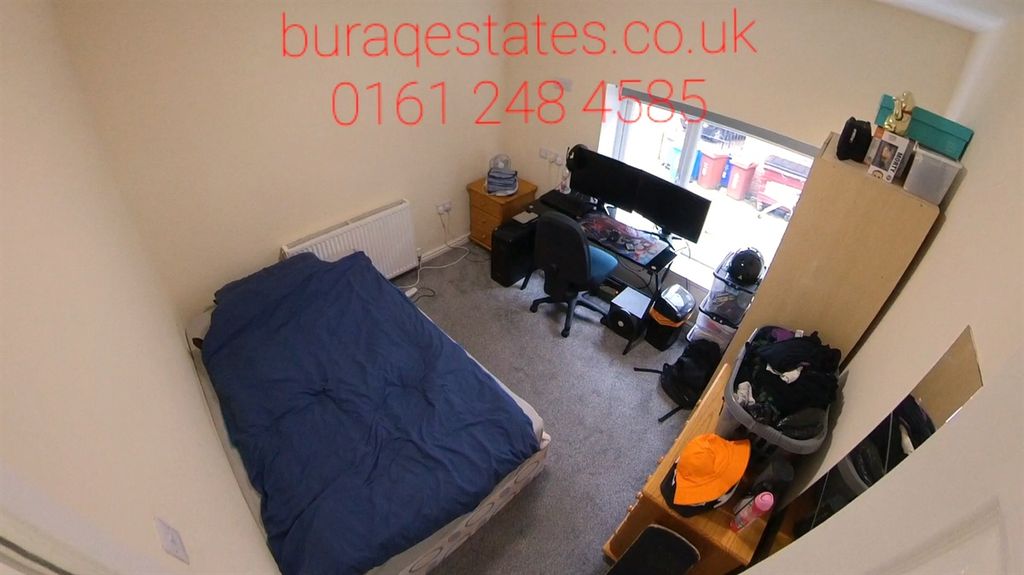 Property photo 2 of 6 Well-Presented Double Bedroom With A Comfortable d...