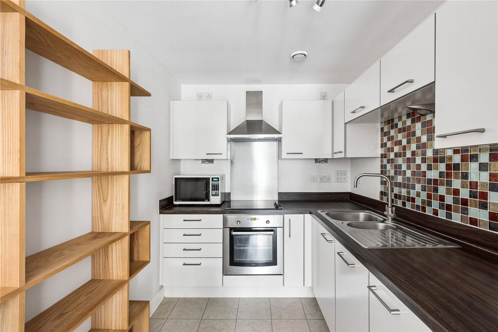 Property photo 2 of 10 Picture No. 07