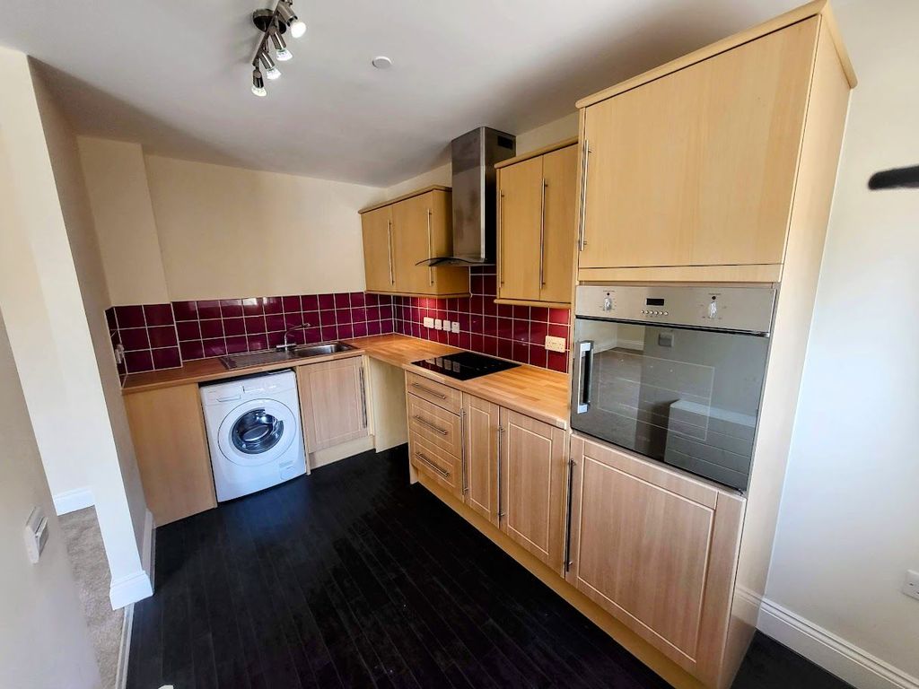 Property photo 3 of 15