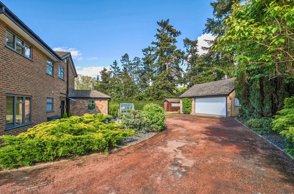 Additional image 38 of Land for saleBramley, Guildford, Surrey GU5