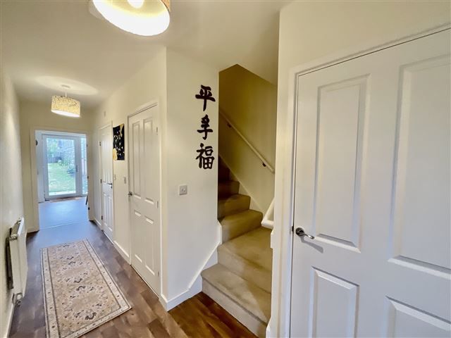 Property photo 2 of 21 Hallway