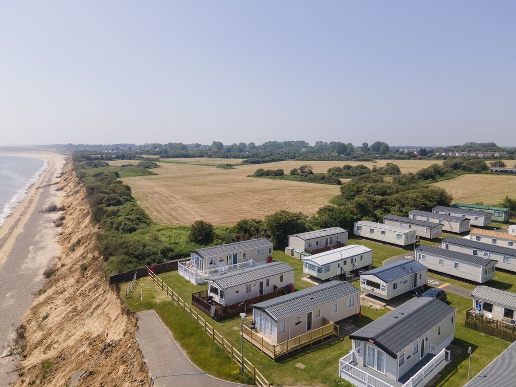 Property photo 2 of 16 2022 Pakefield Suffolk Aerial (15)