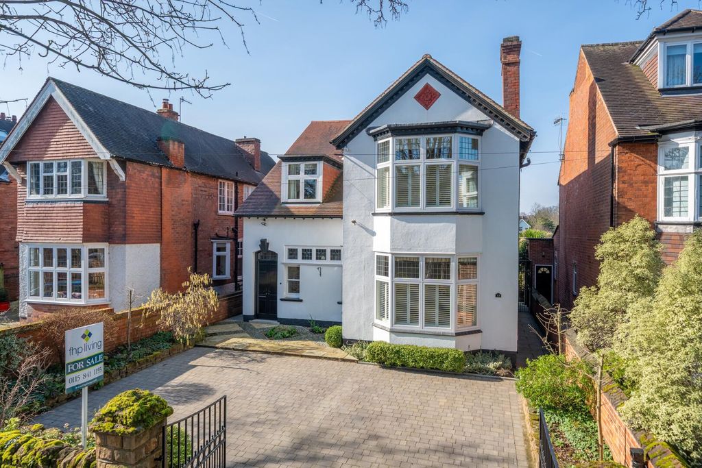 Property photo 1 of 33 Front (Exterior)