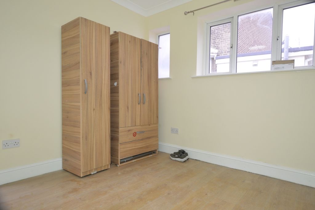 Property photo 3 of 13 Dsc_0360