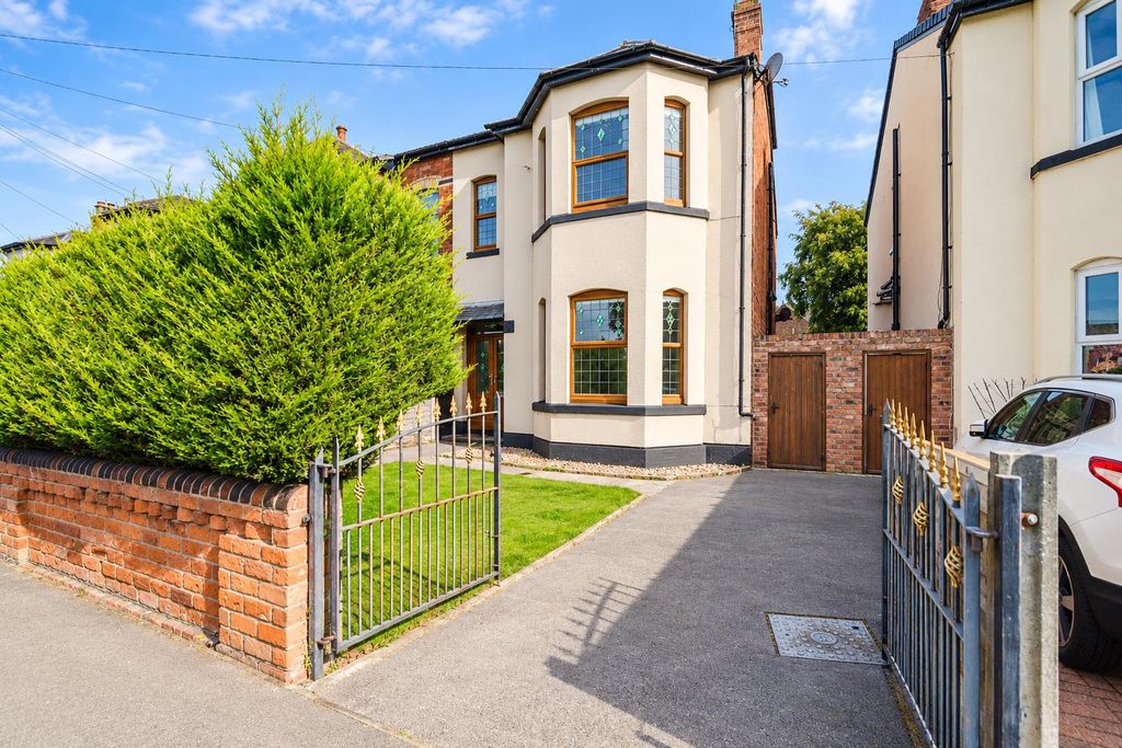 Property photo 1 of 24