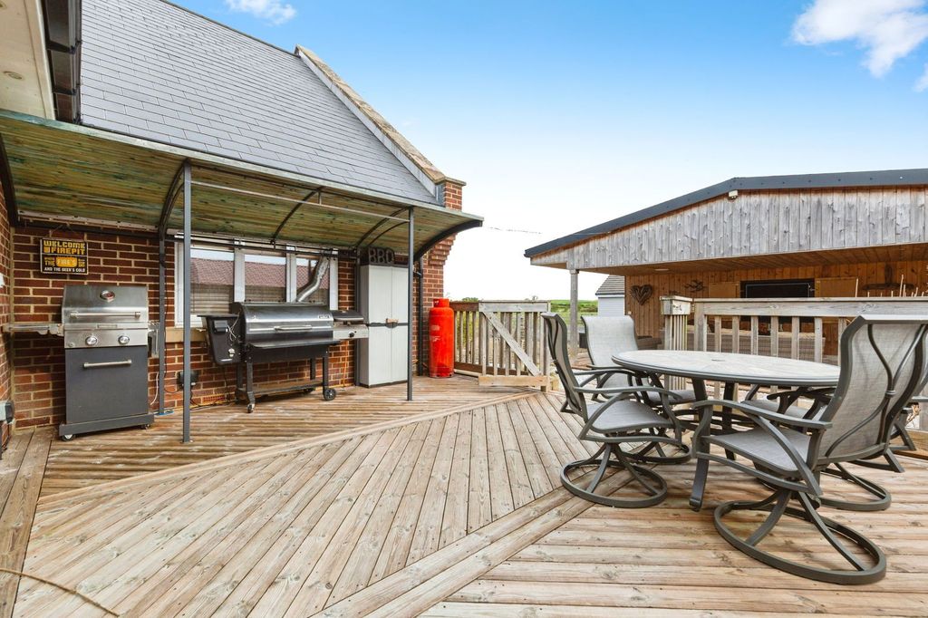 Property photo 1 of 55