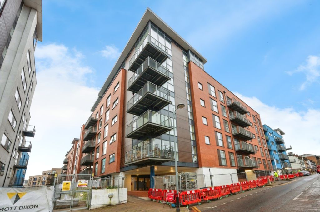 Property photo 1 of 4