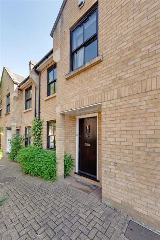 Property photo 1 of 16 52312_Hi_Res(16).Jpg