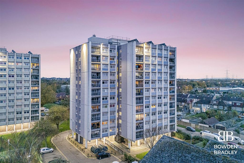 Property photo 1 of 15 Front