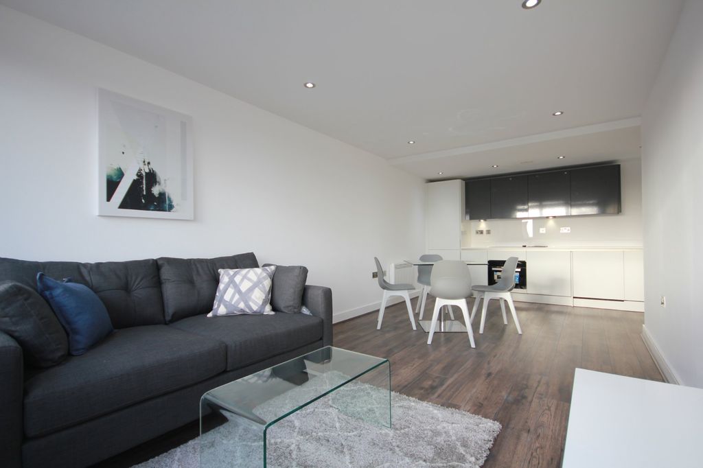 Property photo 2 of 9