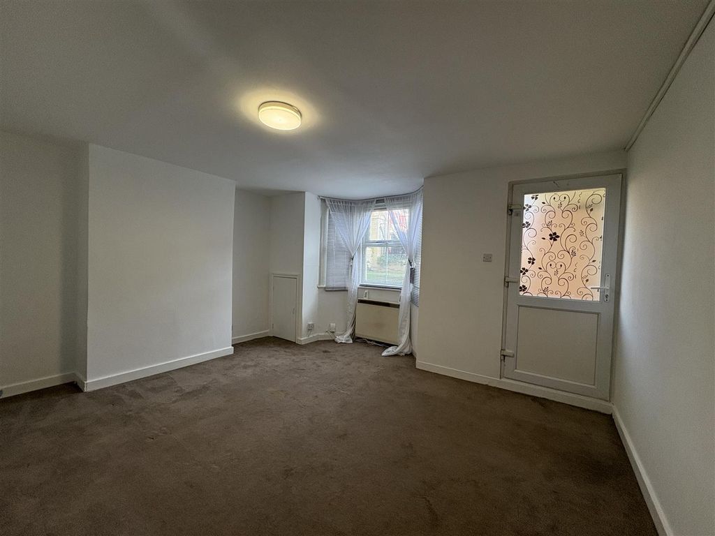 Property photo 2 of 9 Image00002.Jpeg