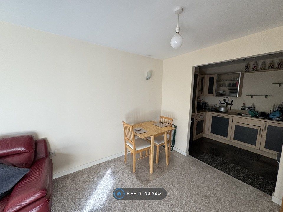 Property photo 3 of 13 Living Room/ Dining Area