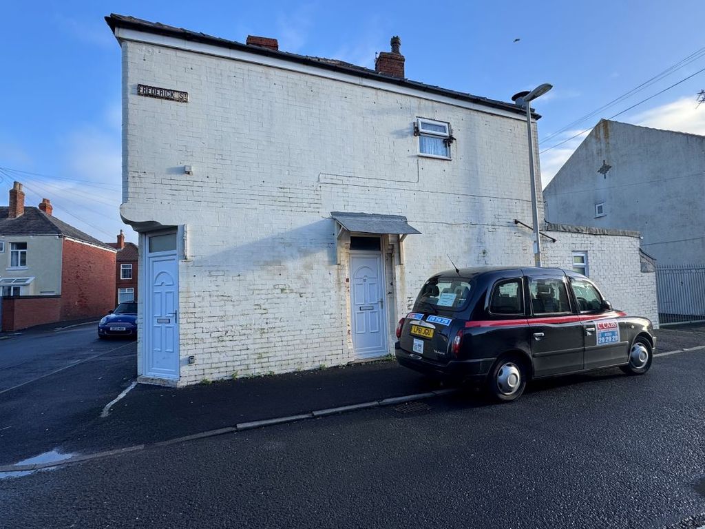 Property photo 3 of 20