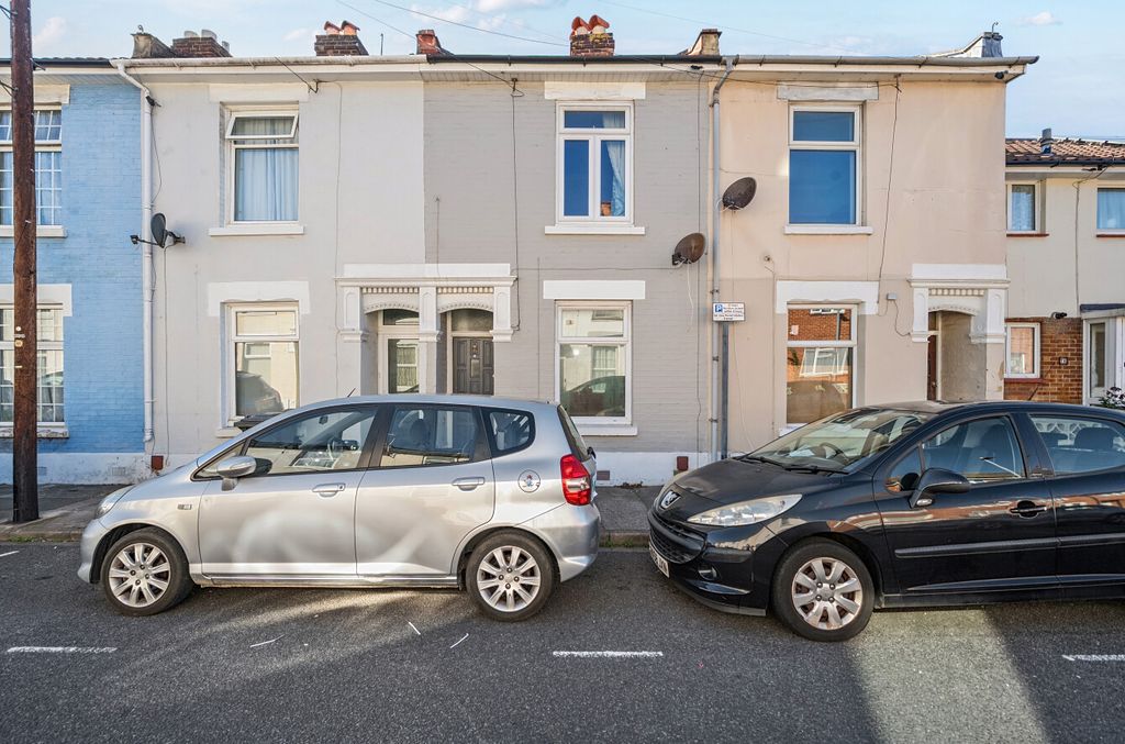 Property photo 1 of 11 1525466-16-6Ab2A0...