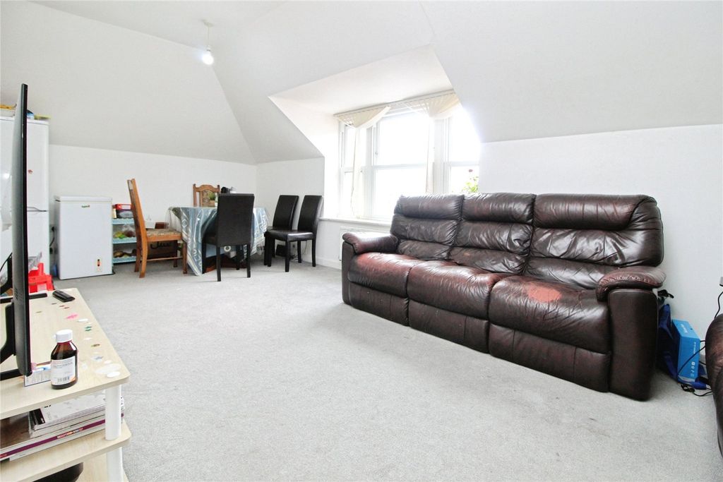 Property photo 2 of 9 Picture No. 03