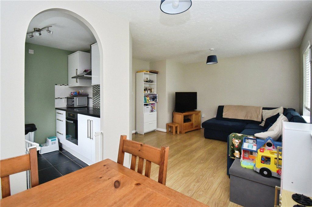 Property photo 3 of 11 Picture No. 29