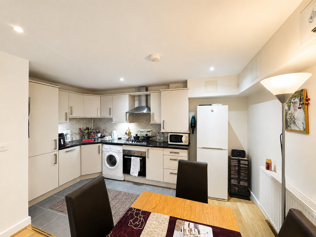 Property photo 3 of 15 Kitchen Diner