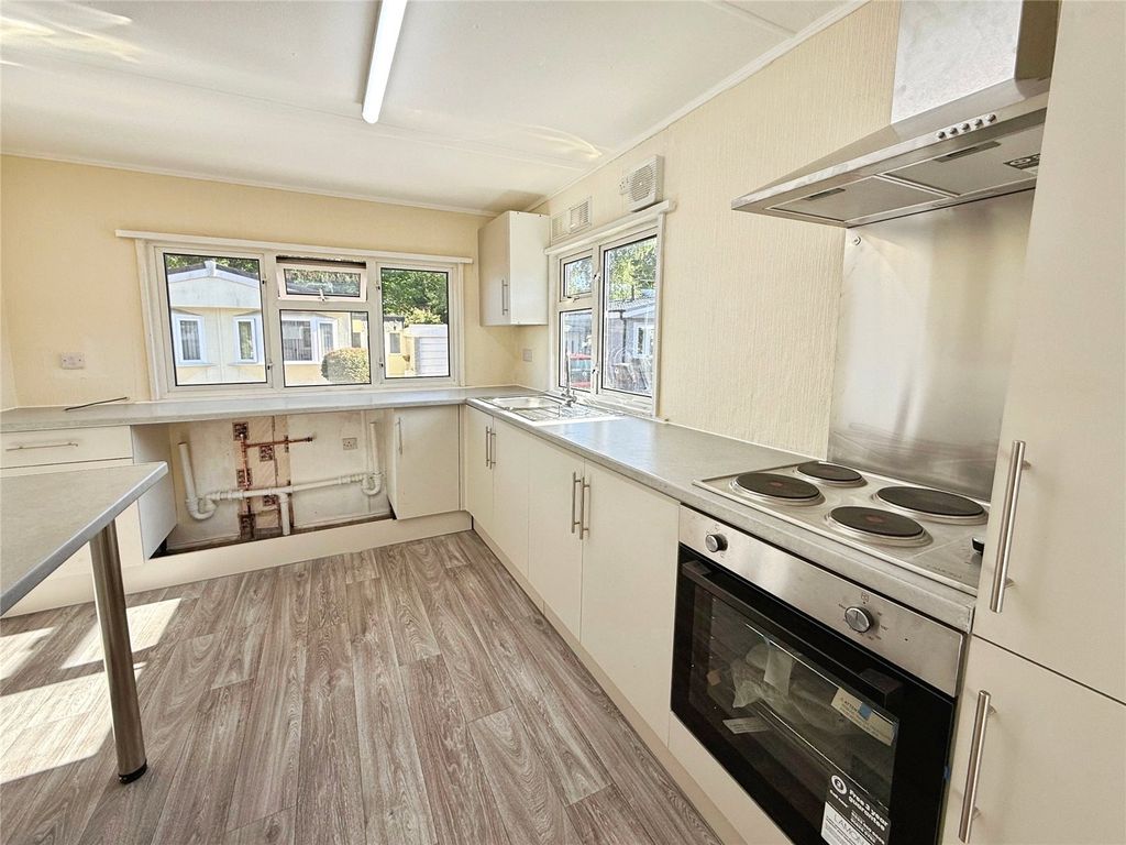 Property photo 2 of 15 Kitchen
