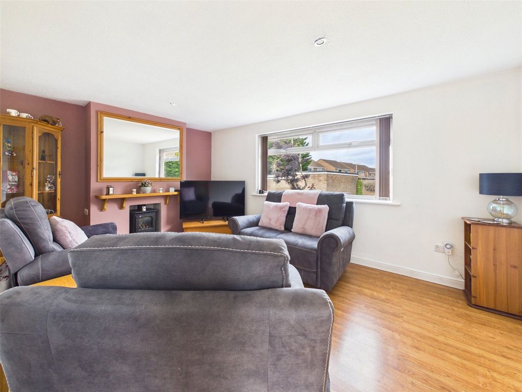 Property photo 3 of 18 Picture No. 04