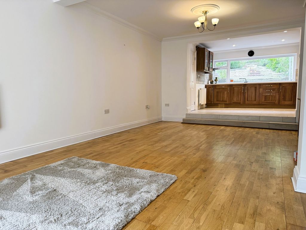 Property photo 2 of 22 Not Specified