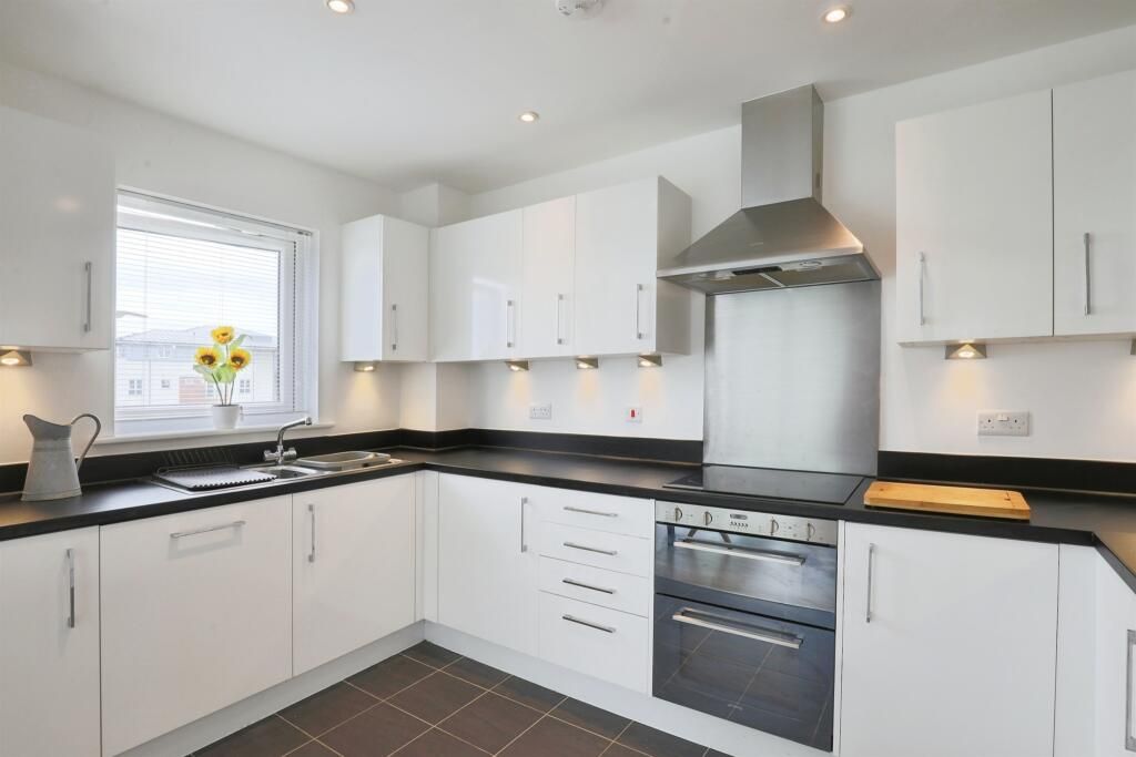 Property photo 1 of 10 Image