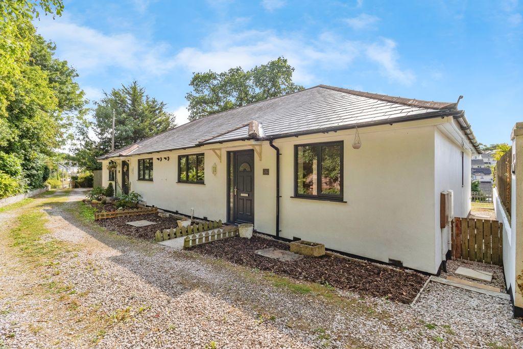 Property photo 1 of 17 Photo