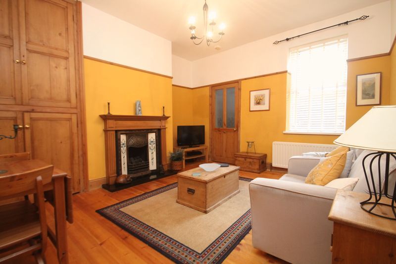 Property photo 1 of 13 Photo 11