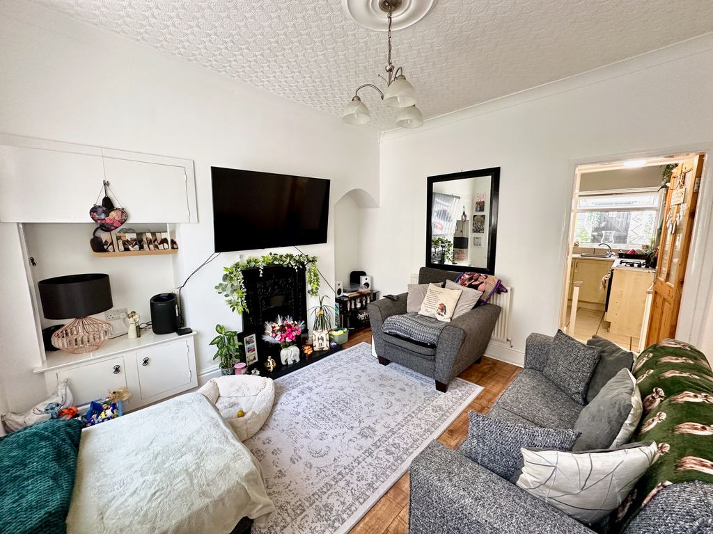 Property photo 2 of 14