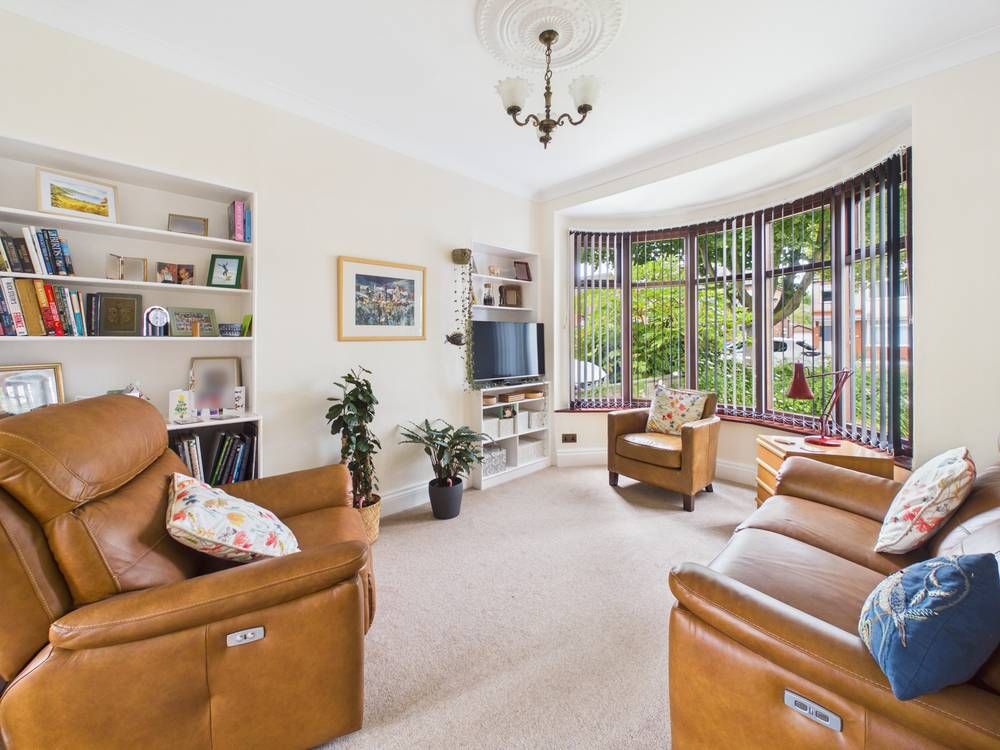 Property photo 3 of 17