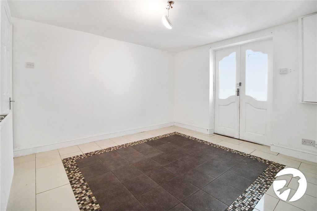 Property photo 3 of 11 Reception Room