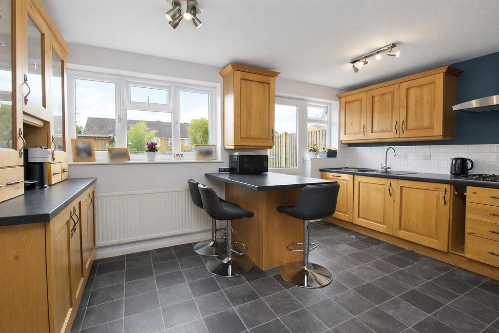 Property photo 1 of 14 5B880045-2A8E-4800-892c-0E23c361688A.Png