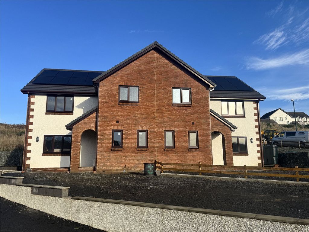 Property photo 2 of 11 Picture No. 04